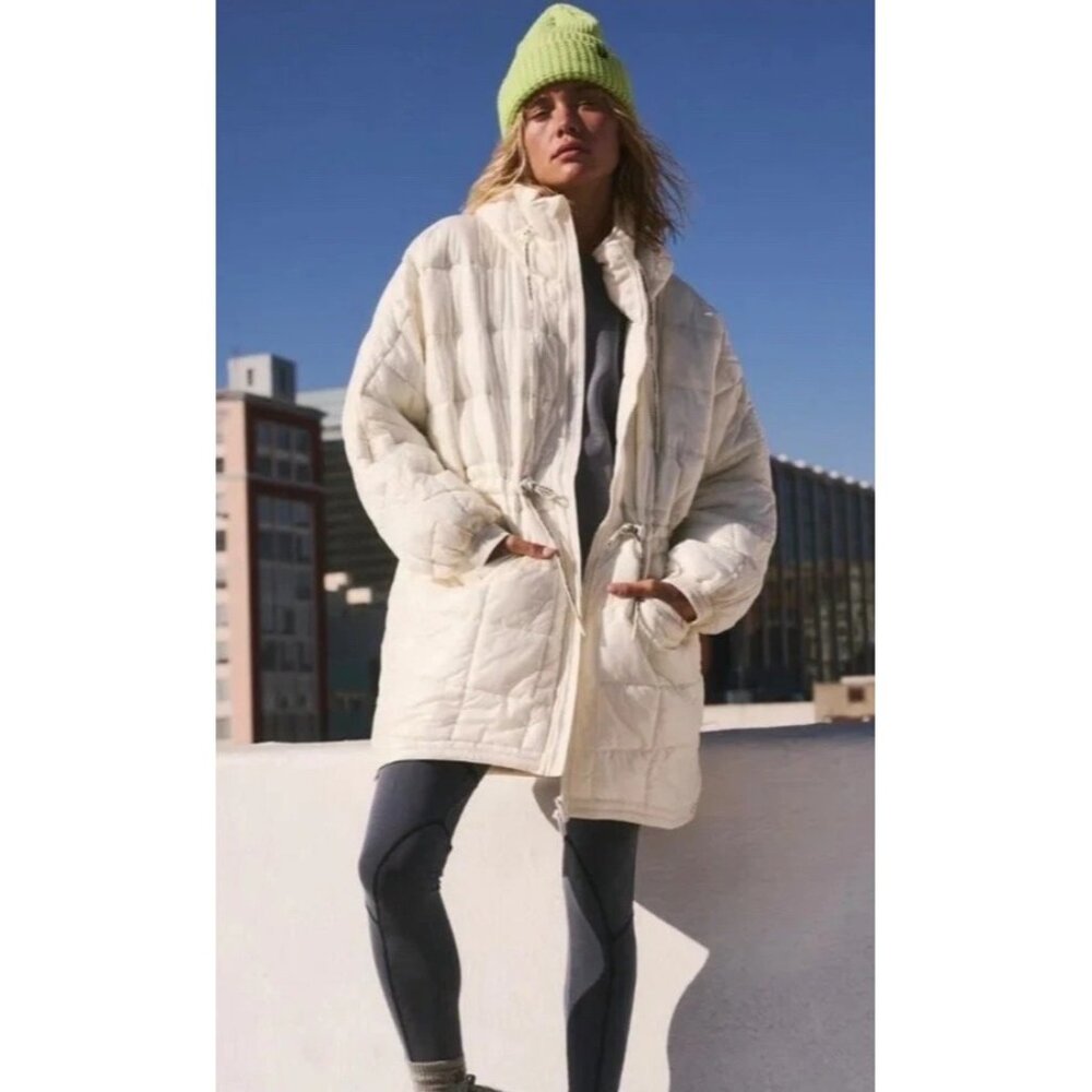 Free People Patricia Packable Poncho Puffer Coat Womens S Gorpcore Outdoors